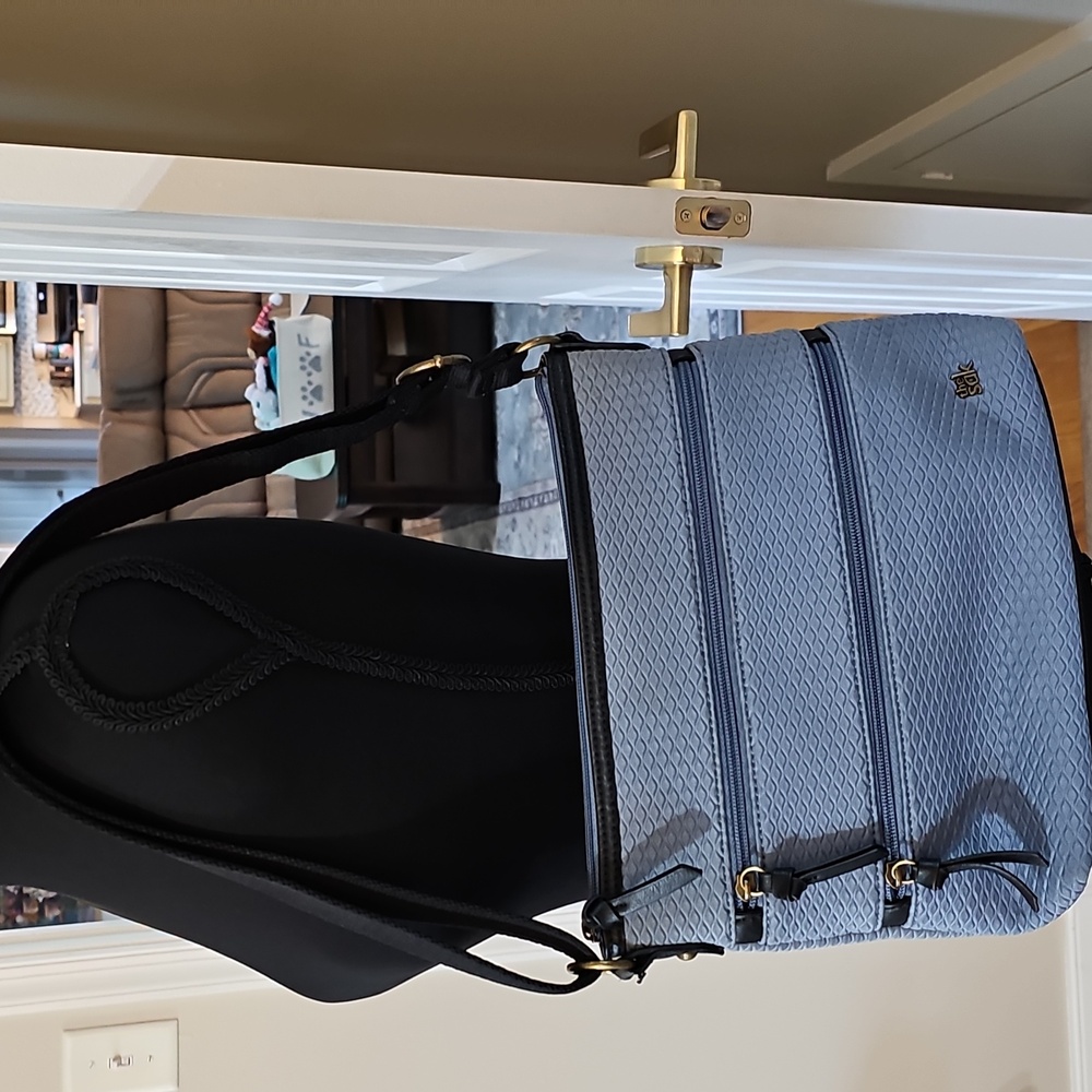 Crossbody Bag - Picture 3 of 16